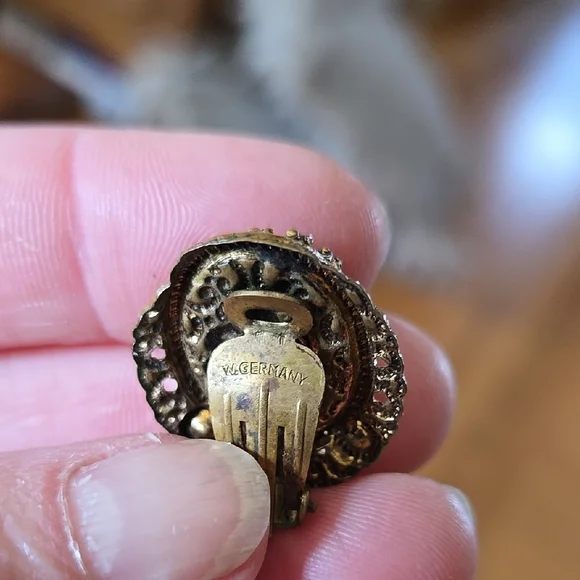 Vintage WEST Germany Coutting Couple Clip Ons - Picture 8 of 8